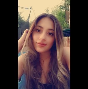 Meet your Posher, Mayra